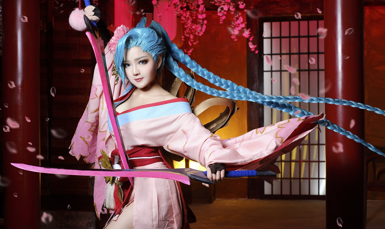 Liên Quân: Cosplay ‘3 đời đi top’